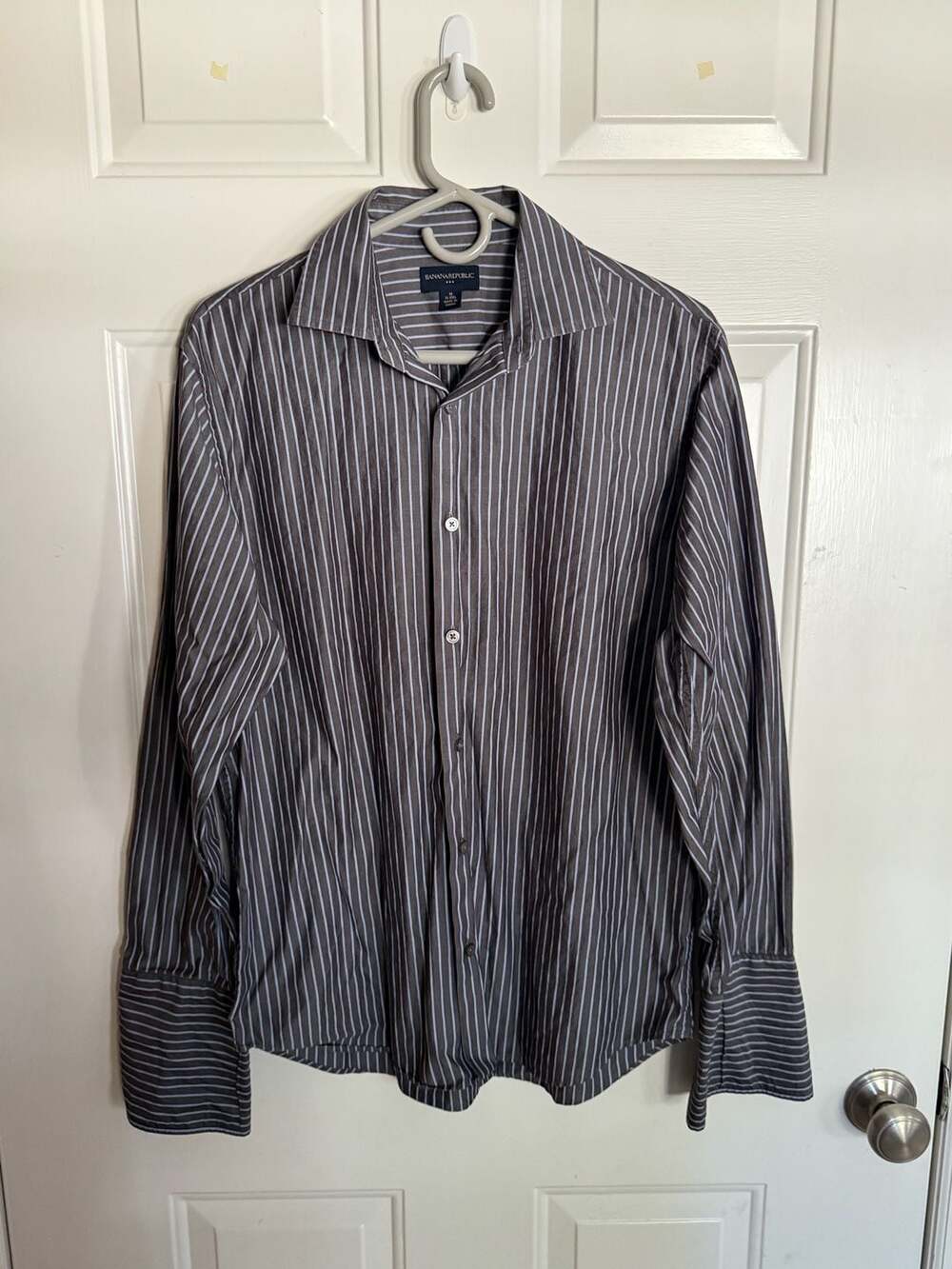 Banana Republic Brown and White Striped Long Sleeve Button-Up Dress Shirt Size